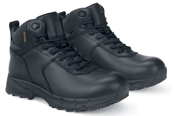 Stratton III with extra cushioning and superior slip-resistant outsoles