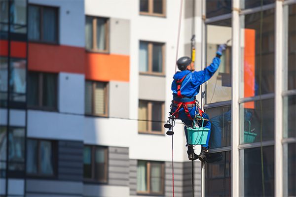 Unterschiedliche Reinigungsarten erfordern unterschiedliche Arbeitskleidung