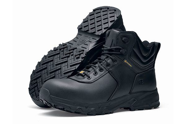Guard Mid metal-free safety boot with removable cushioned insoles