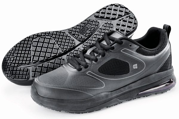 Evolution II lightweight, water-repellent, comfortable, athletic shoe for servers in black