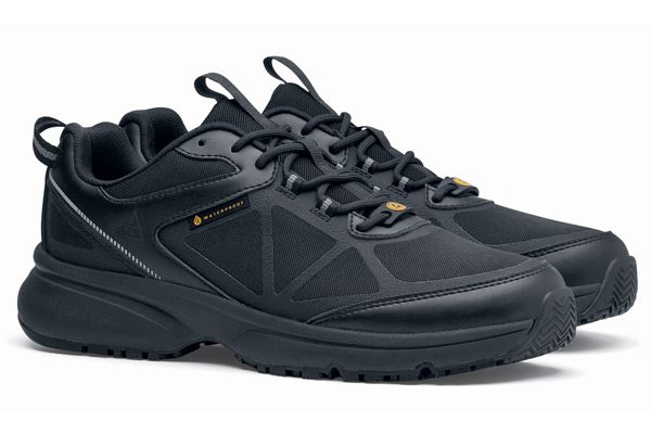 Blood-borne-pathogen-resistant Beltra style in black with waterproof uppers